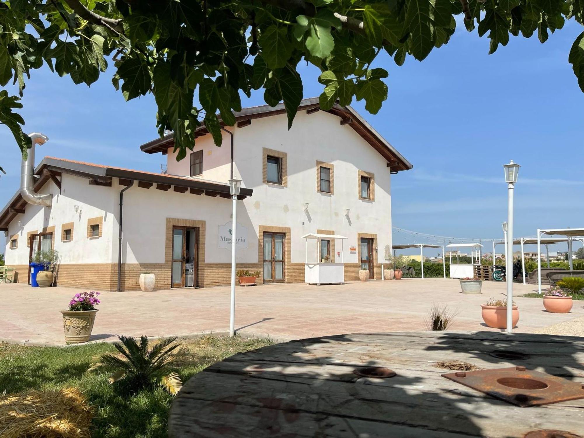 La Massaria Agriresort Orta Nova 외부 사진